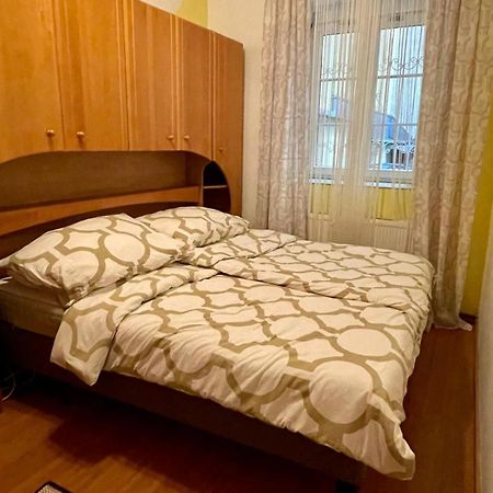 Gemutliche Wohnung Mit Super Lage เวียนนา ภายนอก รูปภาพ